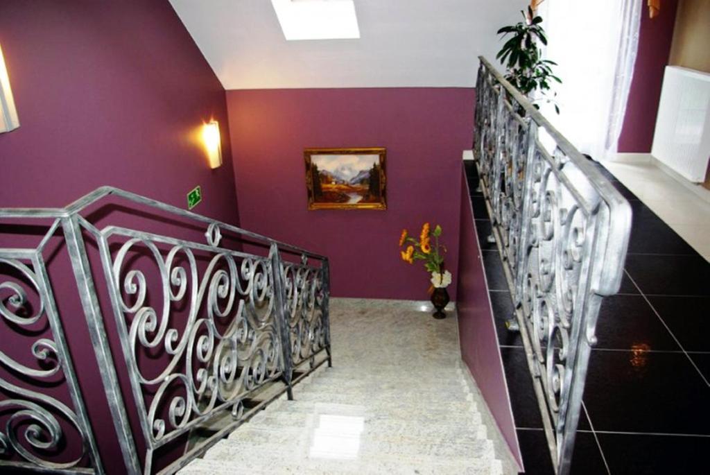Hotel Milord Pułtusk Bagian luar foto