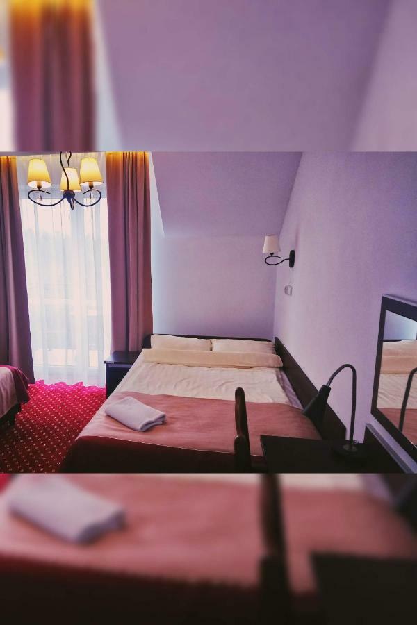Hotel Milord Pułtusk Bagian luar foto